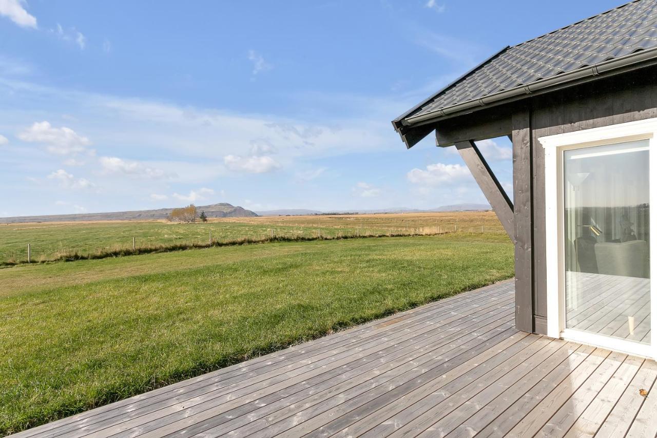 Luxury Country Cottage With 360° Mountain View Brautarholt Exterior photo